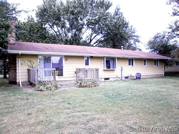 4th image of 2711 Lincoln Park Dr