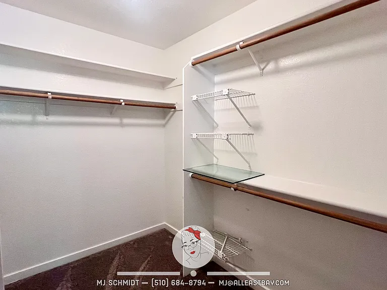 303 Sutton Cir — Photo 28