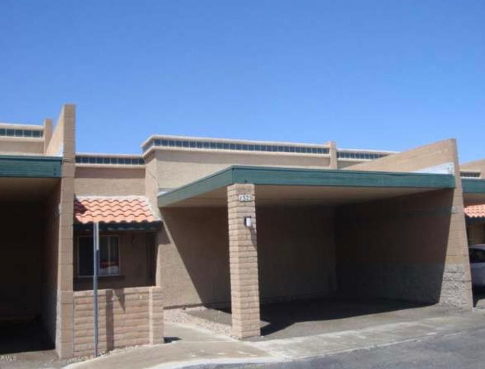 2nd image of 1323 E Zulema Loop