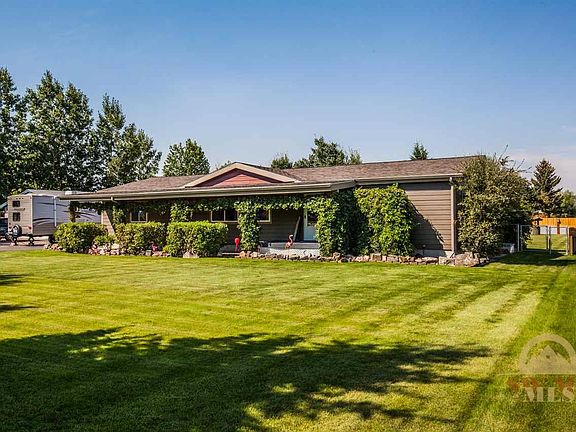 3rd image of 161 Brahma Blvd