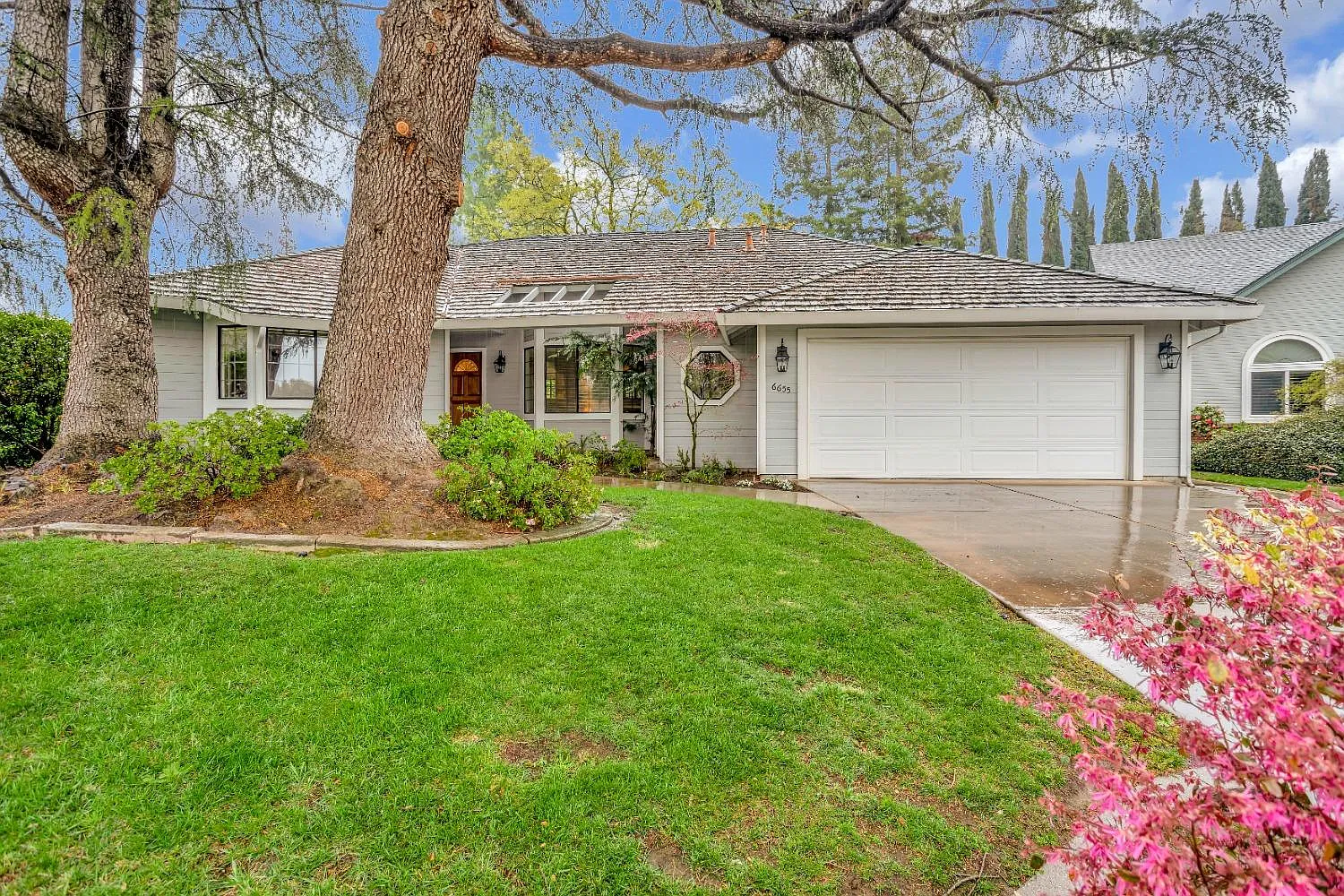 6655 Spurlock Way photo 1