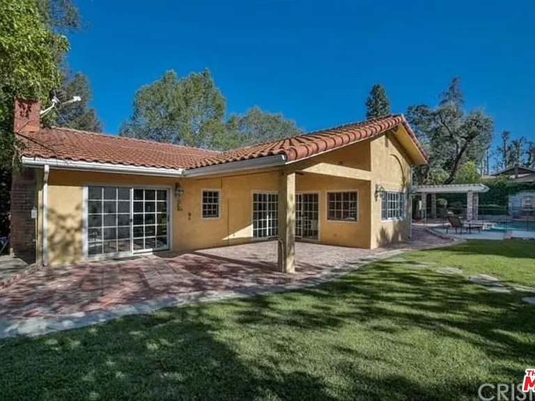 4949 Palomar Dr — Photo 4