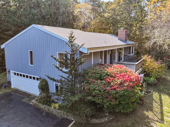 77 Burnham Drive, Falmouth, MA 02540