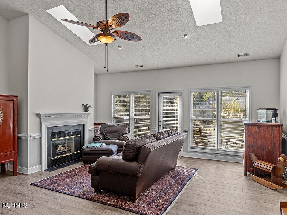 301 Emerywood Drive, Morehead City, NC 28557 Zillow