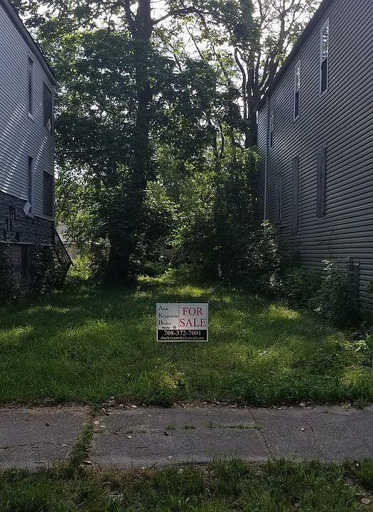 2nd image of 4415 S Shields Ave