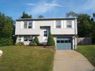 188 Oxbow Dr, Willimantic, CT 06226