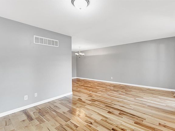 5th image of 3500 Brookstone Dr
