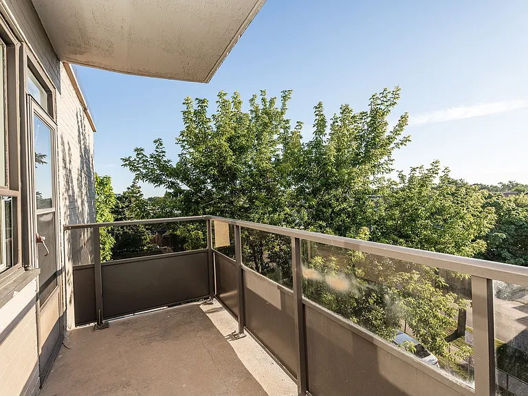 31 Paxtonia Blvd #50125B-302 — Photo 13