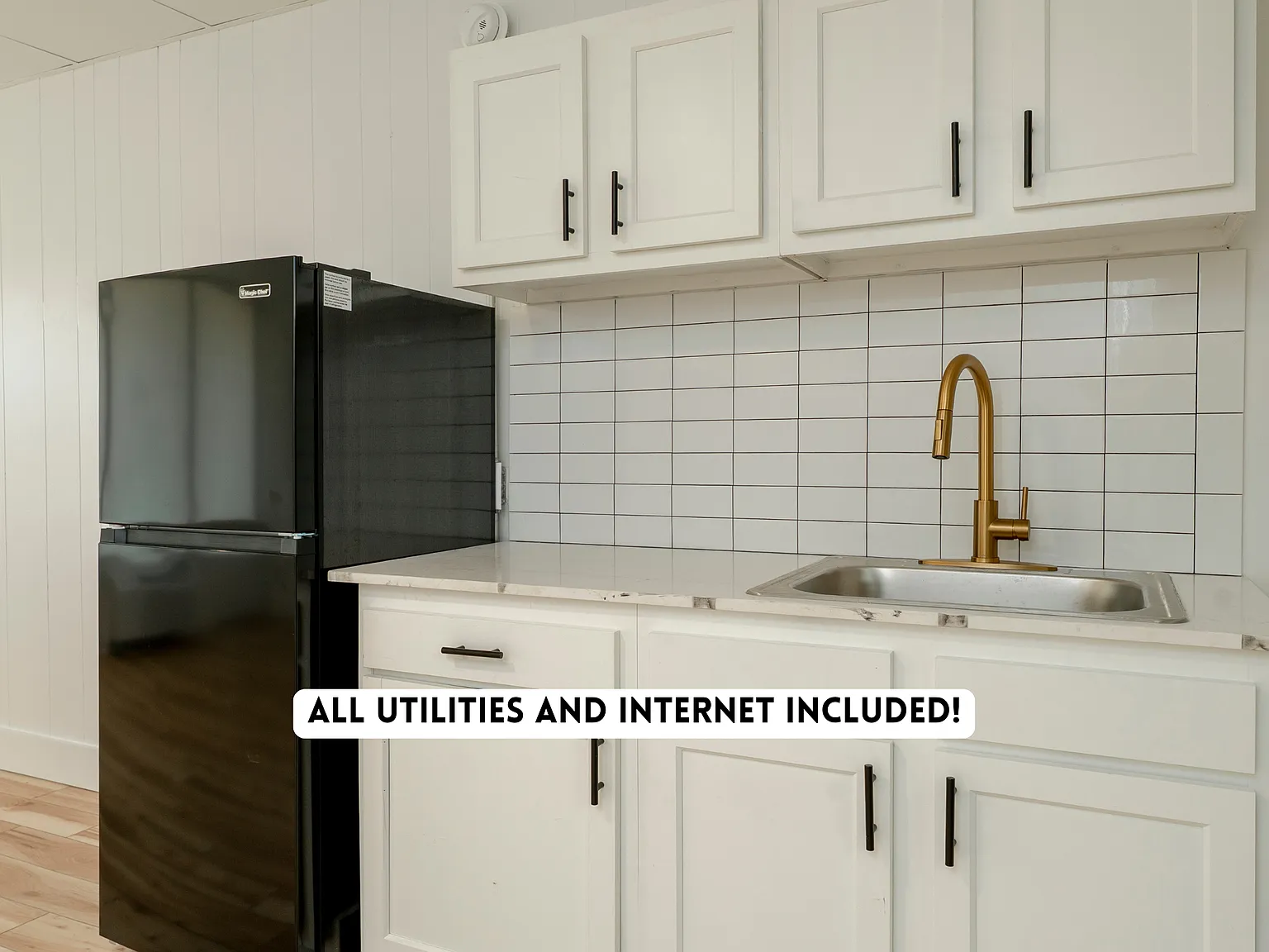 Studio, 300 sqft, $750 — Photo 1