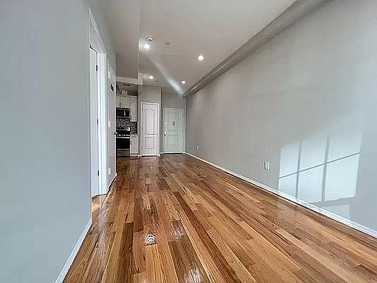 2nd image of 110 Linden Blvd #2H