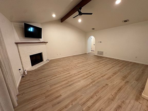 4th image of 111 Homestead