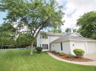 4509 Brookshire Cir, Fort Wayne, IN 46835