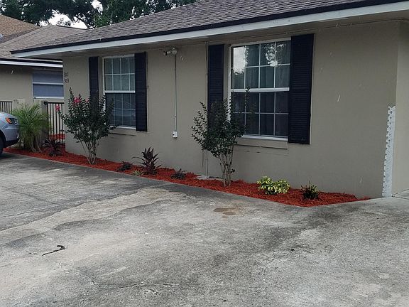 5th image of 3013 S Fern Creek Ave