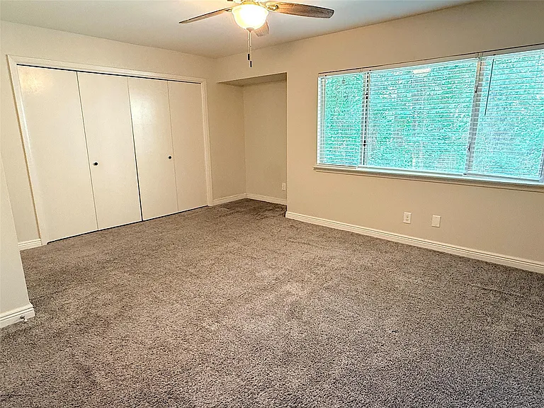 2429 W Settlers Way — Photo 12