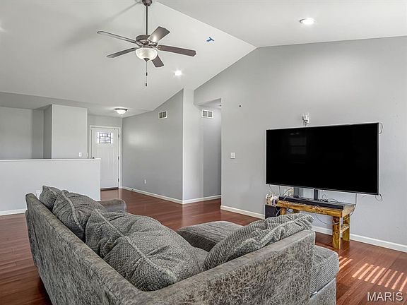 5th image of 1225 Sherwood Ln