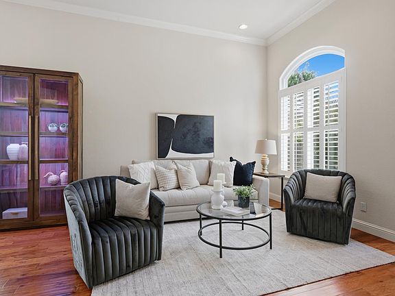 5th image of 2007 Blackheath Ln