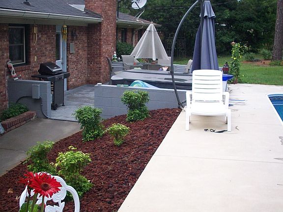patio & pool deck
