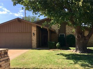 713 Windsor Dr, Altus, OK 73521