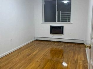 11419 14th Rd, Flushing, NY 11356