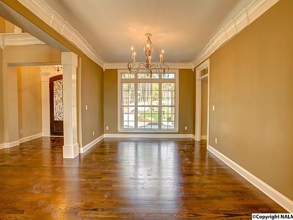 4th image of 24 Bluff View Dr SE