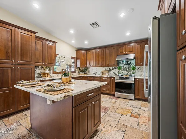 642 E SAGEBRUSH Street, Gilbert, AZ 85296