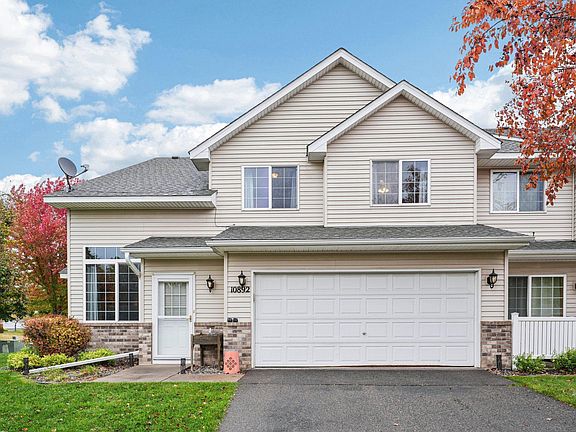 4th image of 10892 181st Ln NW
