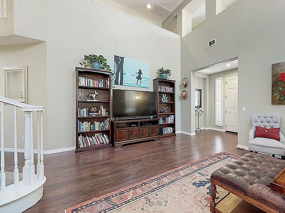4th image of 30642 Lily Pond Ln
