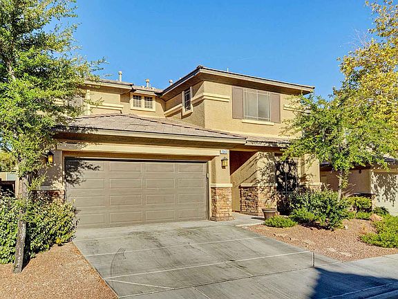 3rd image of 7042 Oakwood Pines Ct