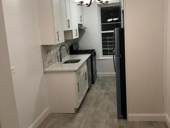 4th image of 1565 Thieriot Ave APT 2G