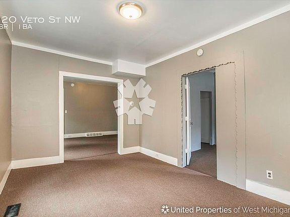 5th image of 620 Veto St NW