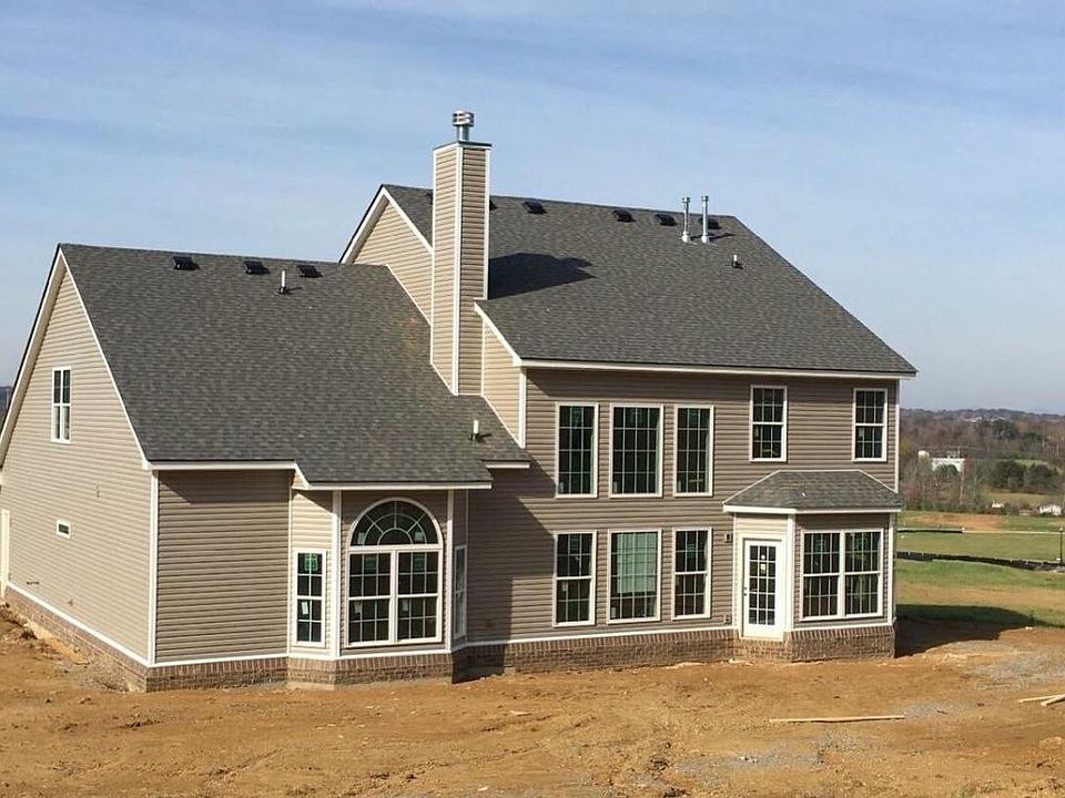 2nd image of 602 Branchwood Ln