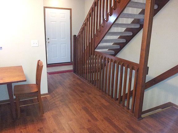 3rd image of 238 Macandrews Way