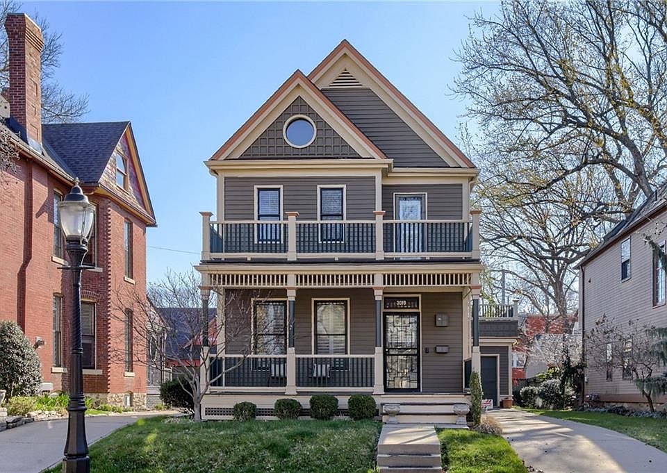 1st image of 3019 Grand Ave