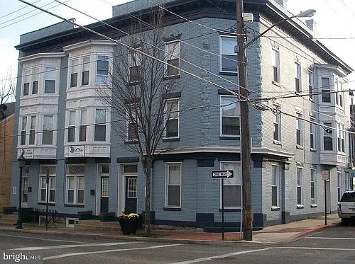 201 E Franklin St #2 Photo 1 201 E Franklin St #2 Photo 1