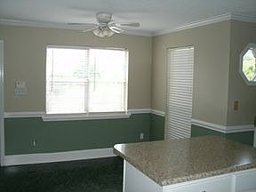 4th image of 204 Lynwood Ln