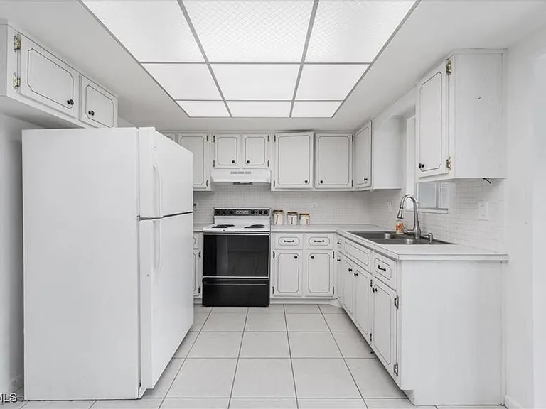 339 Joel Blvd #121 — Photo 20