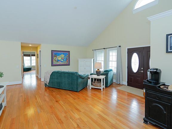 15 Peter Pan Lane-105