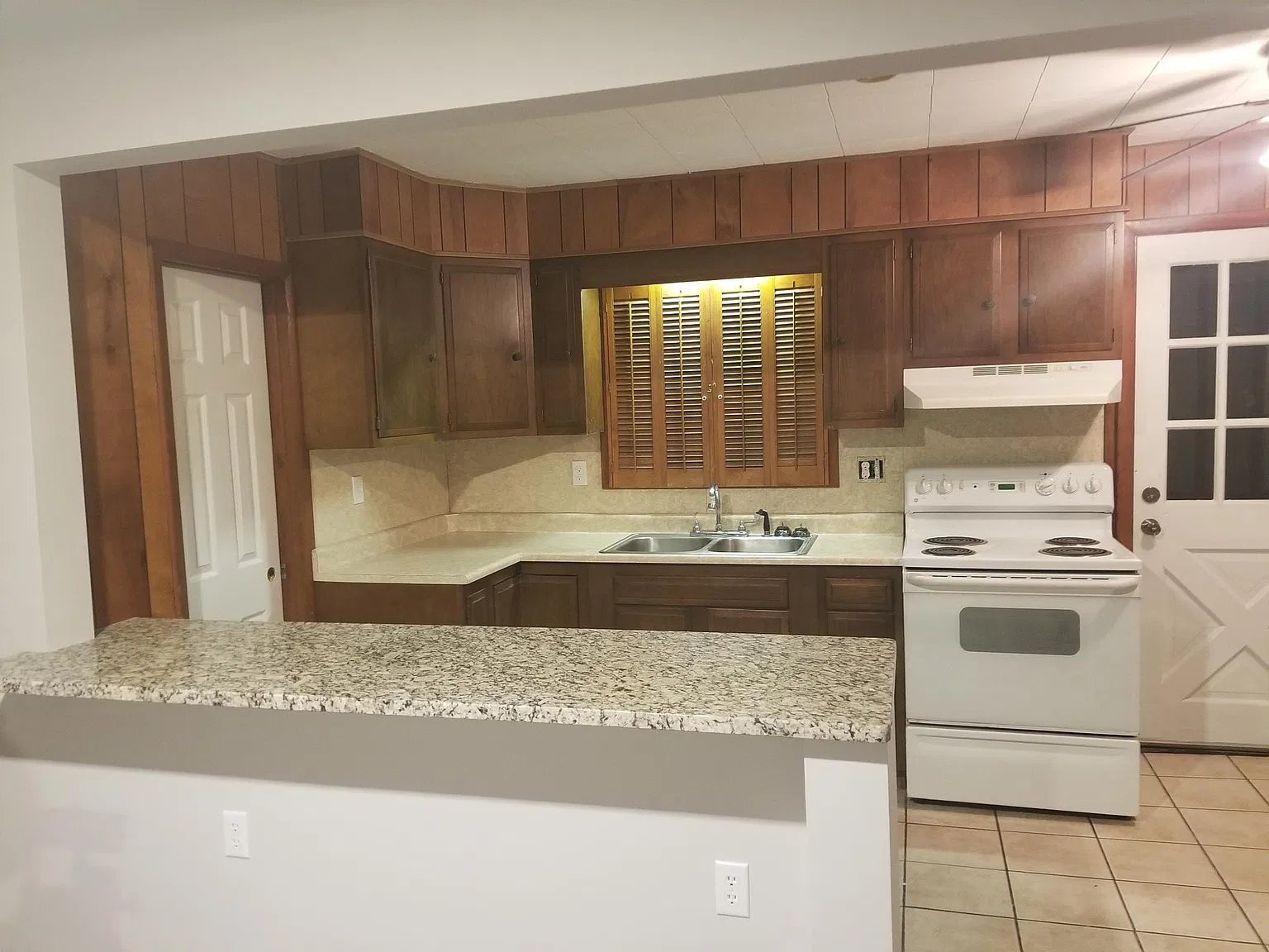 2 bed, 1144 sqft, $1,650 — Photo 4