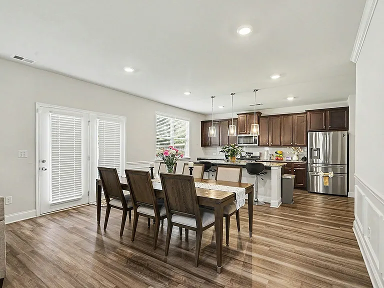 170 Glen Abbey Cir — Photo 10
