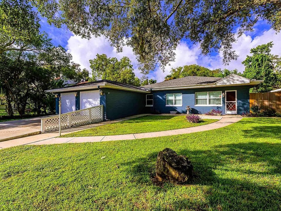 1st image of 674 Alcazar Ave
