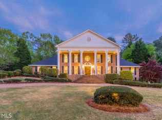 5454 Wedgewood Ct SW, Lilburn, GA 30047