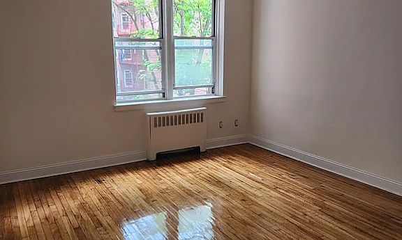 2nd image of 14329 Barclay Ave APT 5D