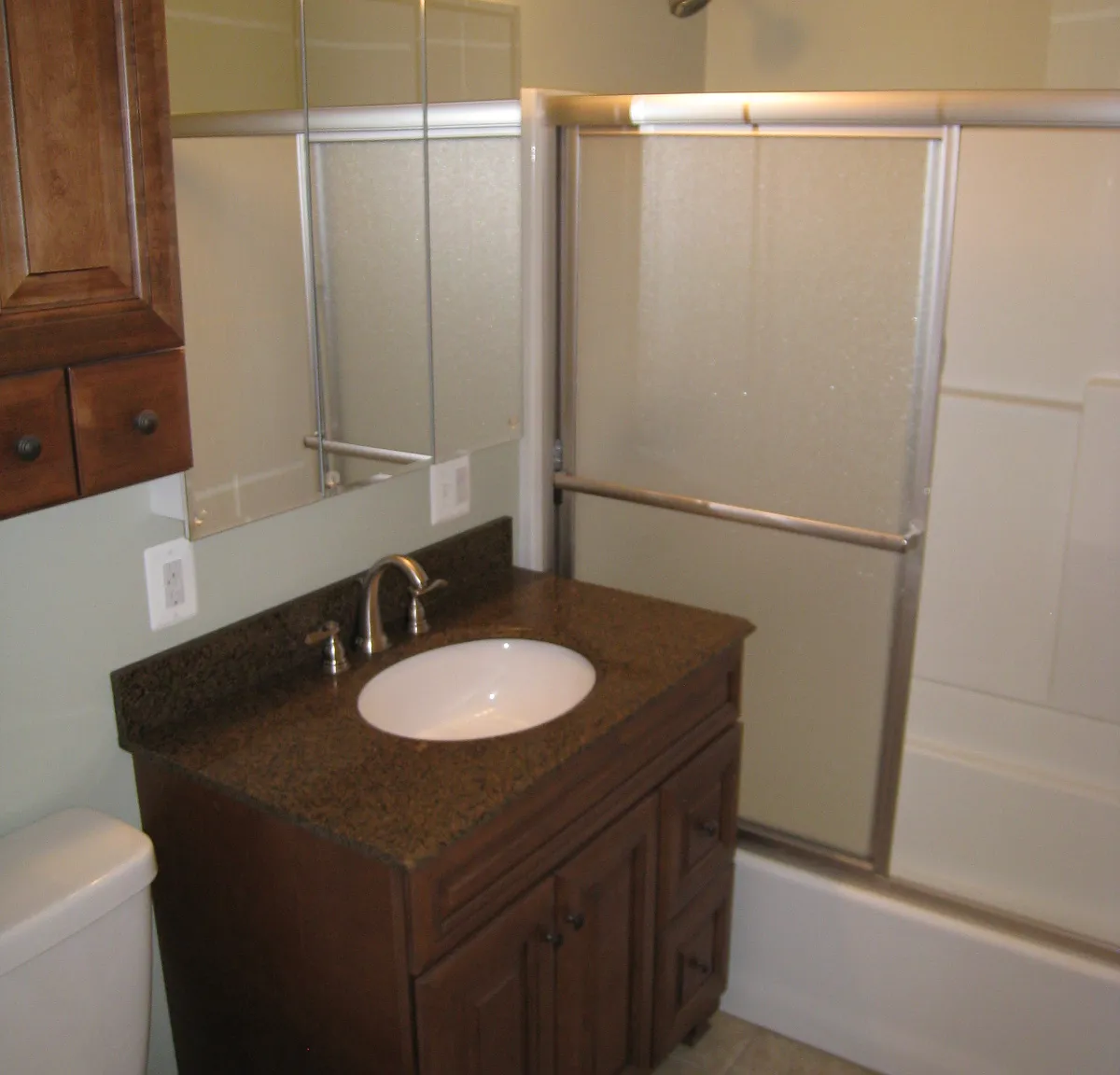 3 bed, 9999 sqft, $3,750 — Photo 3