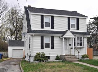 27 Piedmont St, Cranston, RI 02910
