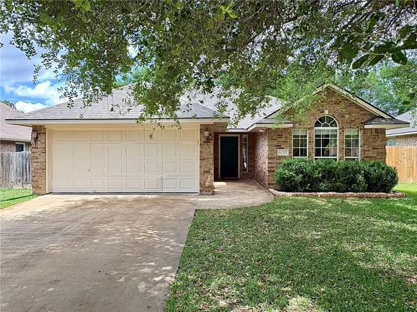 3205 Neuburg Ct, College Station, TX 77845