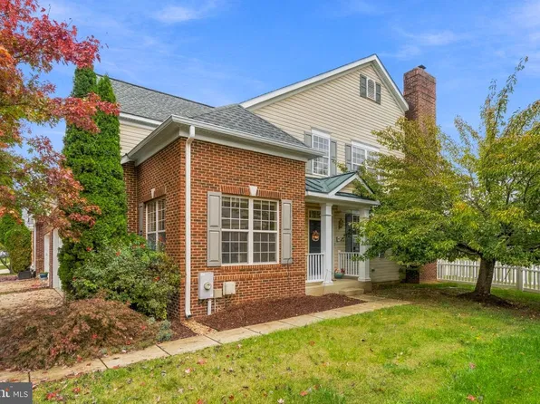 1020 Llano Dr, La Plata, MD 20646