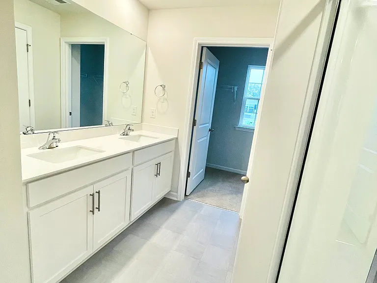 142 River Bank Rd — Photo 8