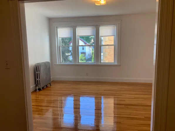 85 Winchester St, Brookline, MA