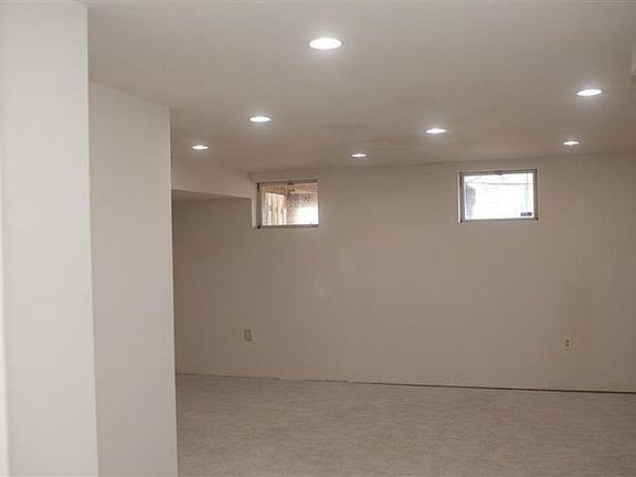 basement with recess lights