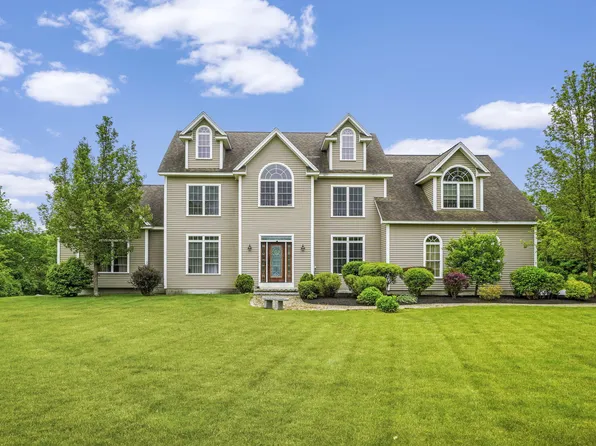 7 Mercier Way, Gorham, ME 04038